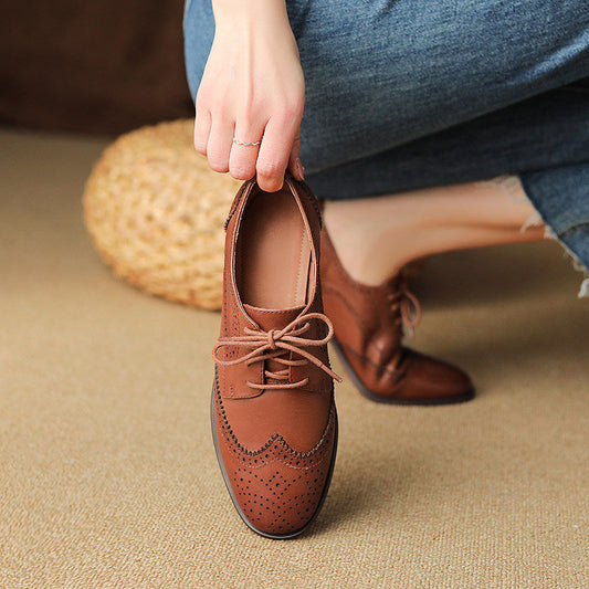 Klassische britische Schnürschuhe von Andrea Serena