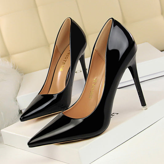Elegante schwarze Andrea Serena Stiletto-Pumps