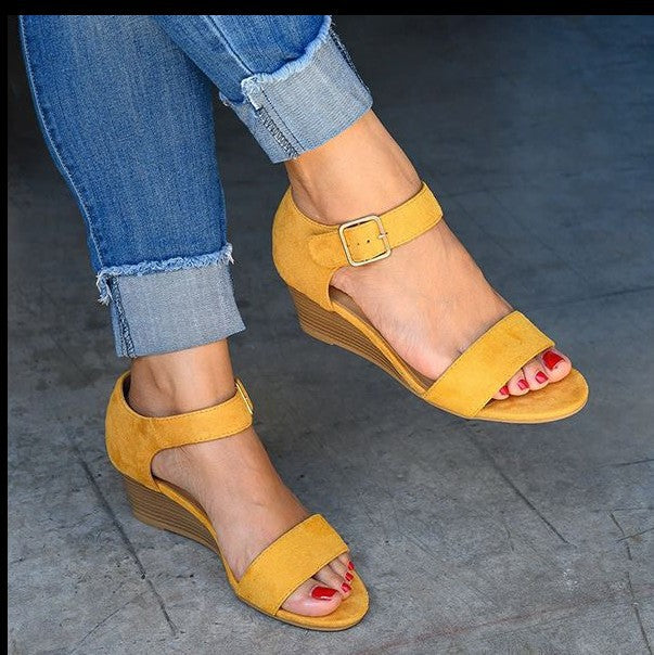 Andrea's™ | Damenmode-Keilabsatzsandalen mit Schnallenriemen