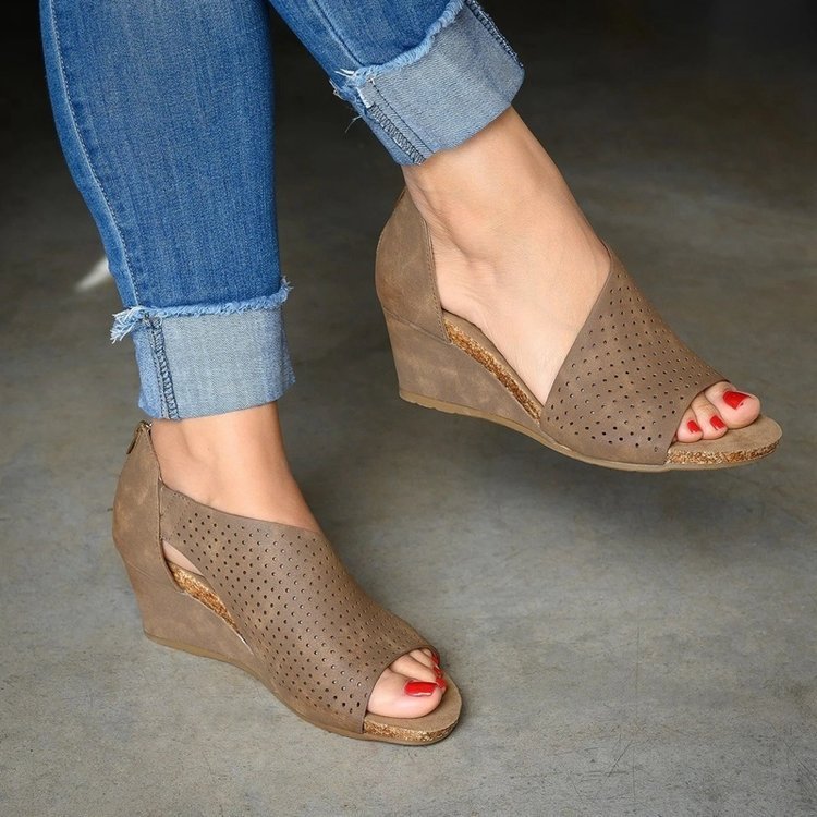 Andrea's™ | Römersandalen mit Keilabsatz