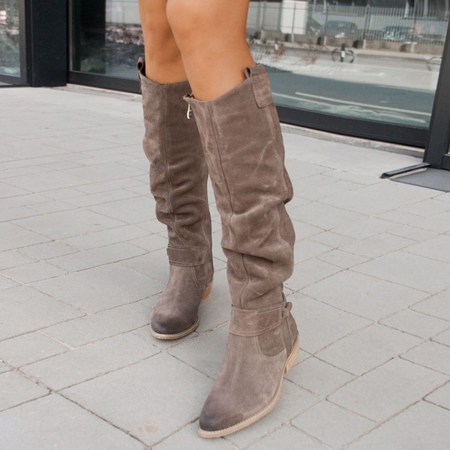 Andrea's™ | Elegante Veloursleder-Stiefel mit seitlichem Zipper – perfekt für Herbst & Winter