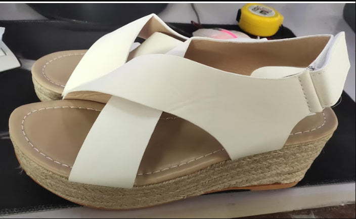 Andrea's™ | Sommerliche Viskose-Gummisandalen