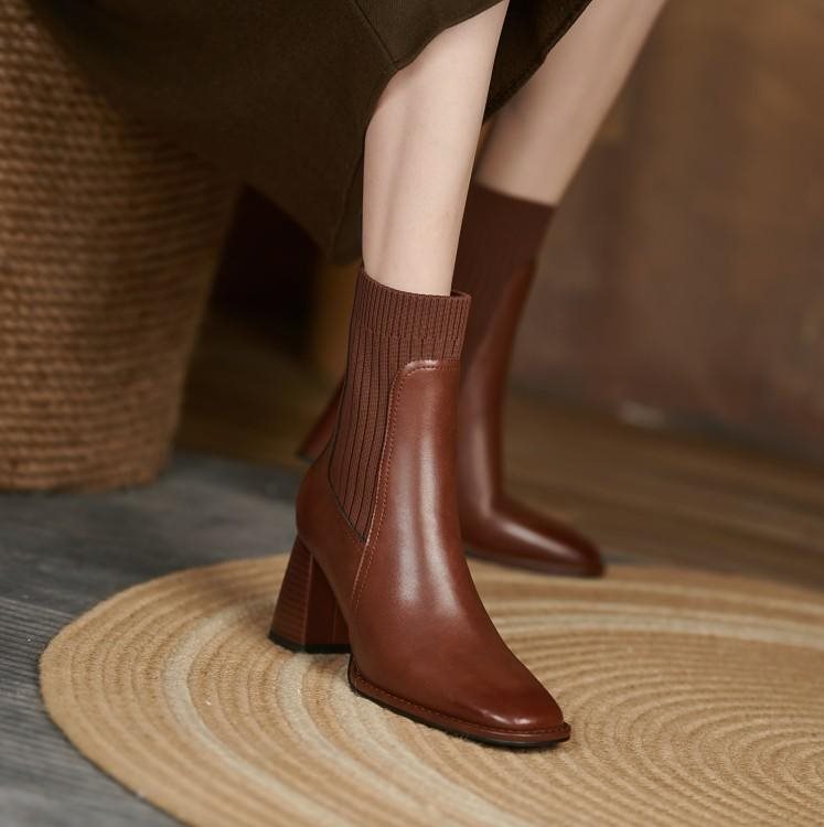 Andrea's™ | Vintage Stiefeletten mit eckiger Spitze & hohem Absatz