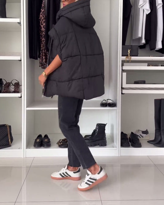 Andrea's™ | Gefütterte Jacken mit Kapuze, einfarbig, Reißverschluss und kurzen Ärmeln