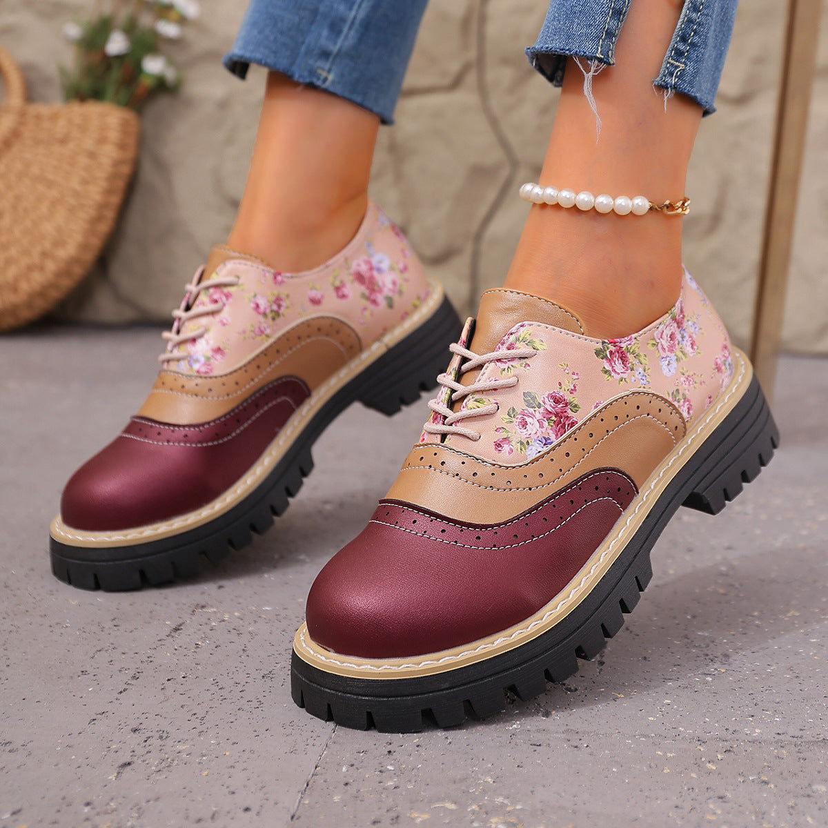 Elegante, florale Andrea Serena Freizeitschuhe in Übergrößen