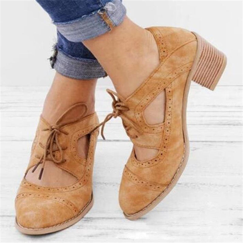 Andrea's™ | Damen-Schnürsandalen mit Cut-outs und hohen Absätzen