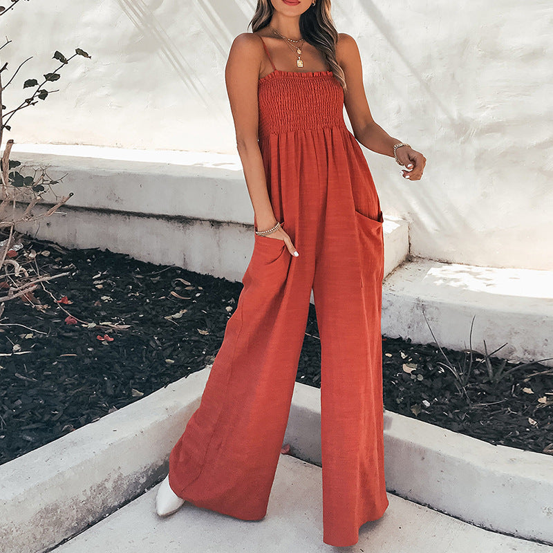 Schicker Jumpsuit im Pinterest-Stil von Andrea Serena