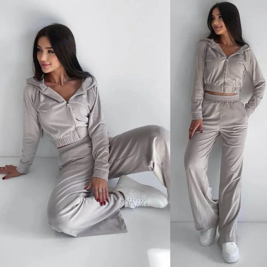 Schickes zweiteiliges Loungewear-Set von Andrea Serena