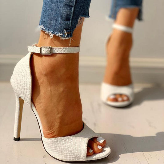 Elegante Peep-Toe-Heels von Andrea Serena