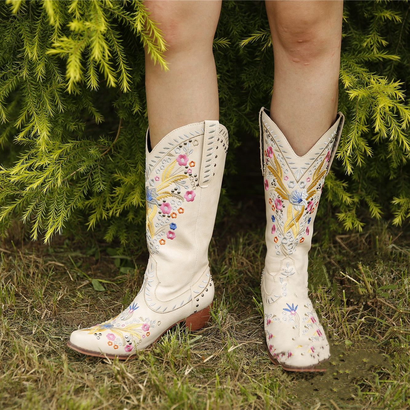 Andrea's™ | Damen-Stiefel mit mittlerem Schaft und ethnischer Stickerei