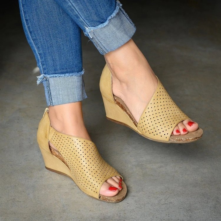 Andrea's™ | Römersandalen mit Keilabsatz