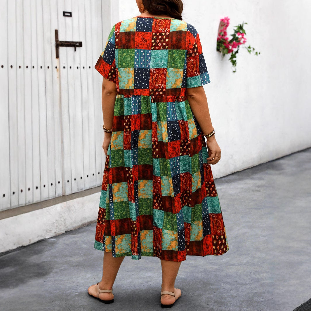 Sommer-Maxikleid von Andrea Serena mit lebhaftem Patchwork-Design