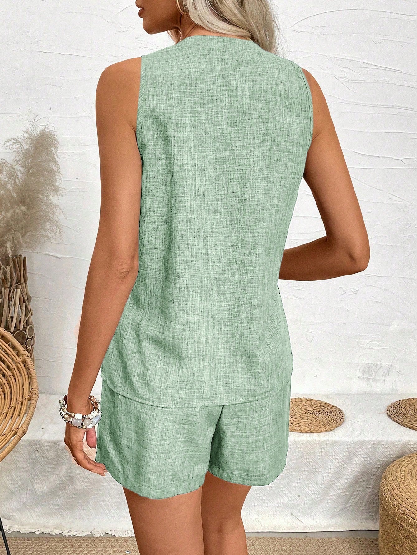 Andrea's™ | Locker geschnittenes Set aus lässiger Weste und Shorts