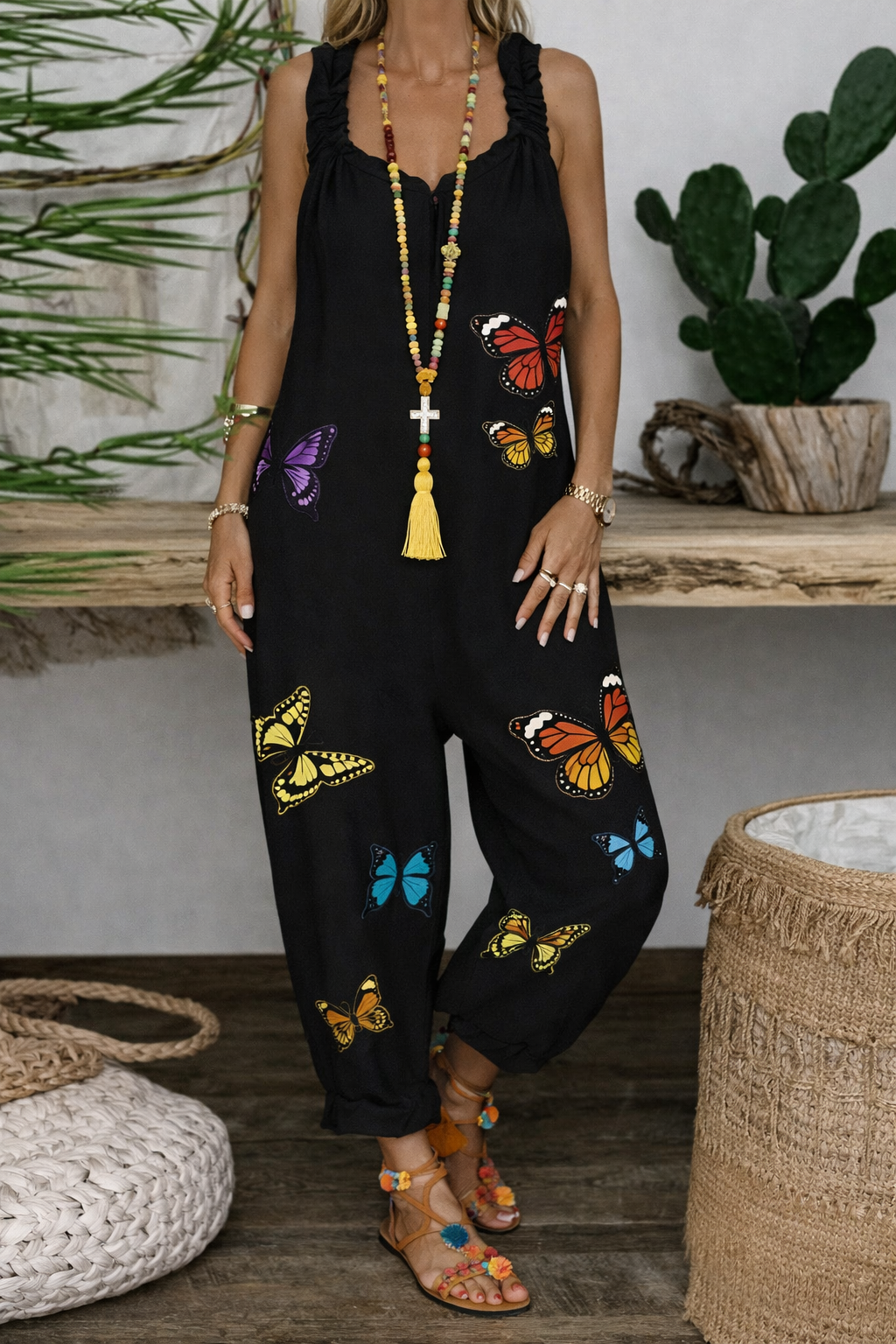 Lebhafter Schmetterlings-Jumpsuit von Andrea Serena