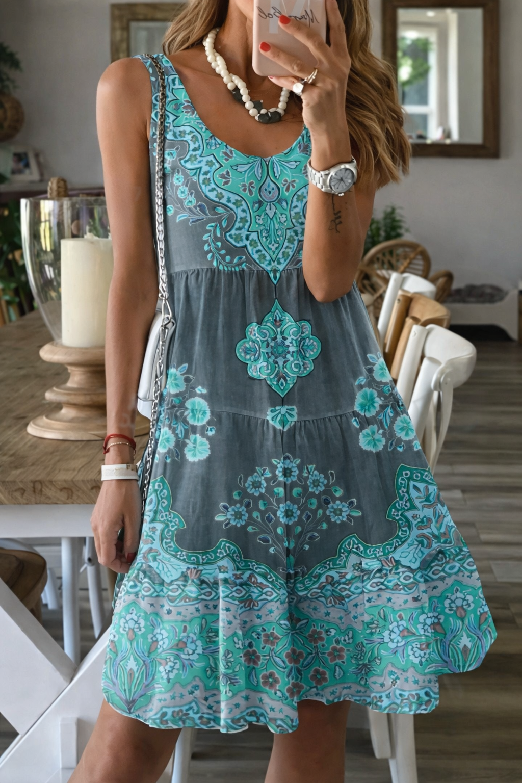 Ärmelloses Sommerkleid von Andrea Serena mit Blumenmuster