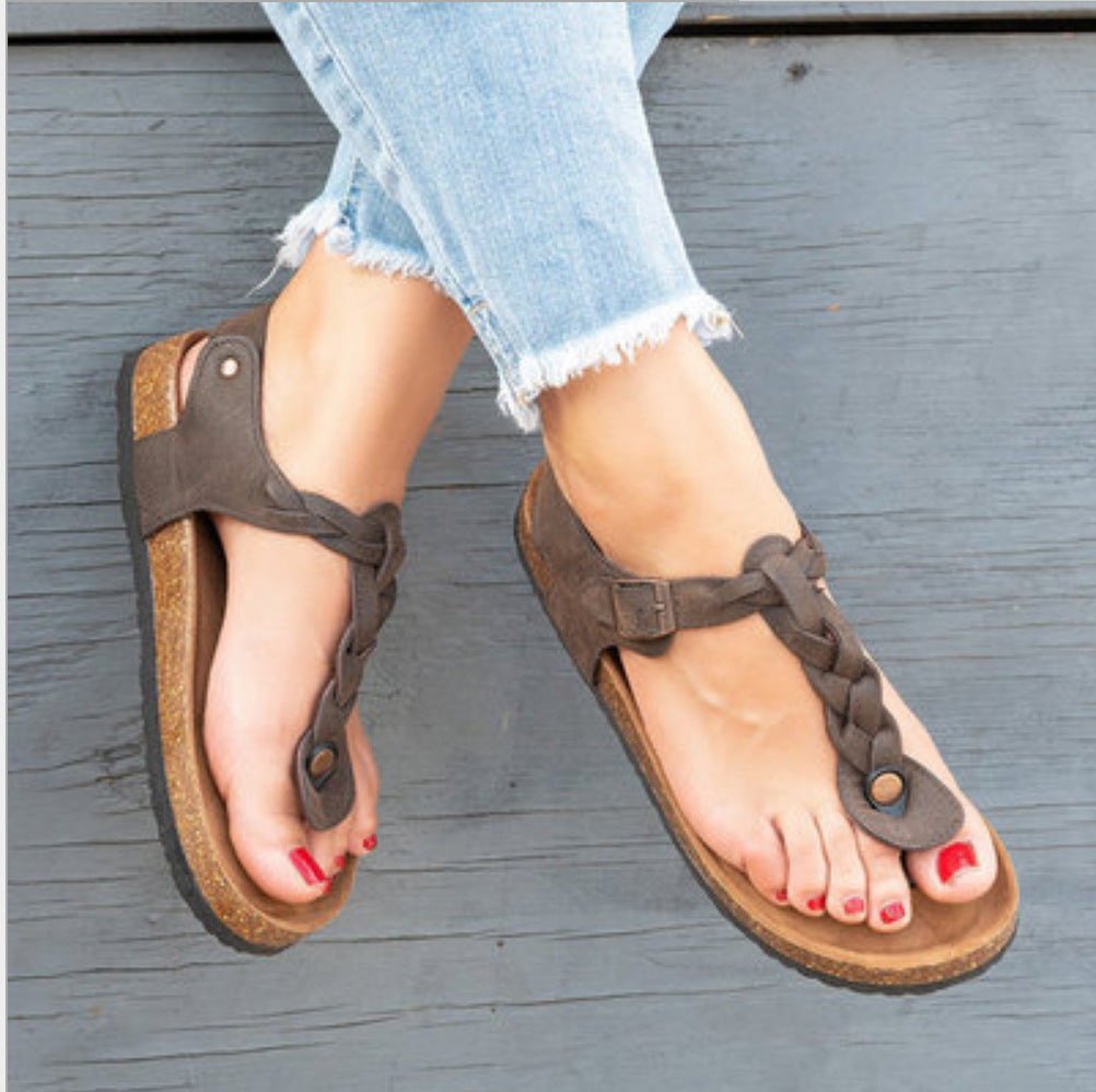 Andrea's™ | Zehentrenner-Sandalen mit geflochtenem Riemen und Korkfußbett