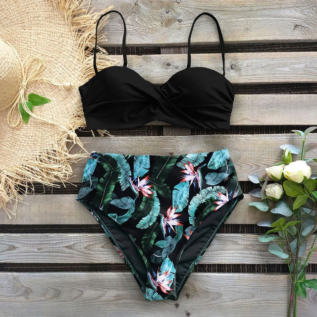 Floraler High-Waist-Bikini von Andrea Serena