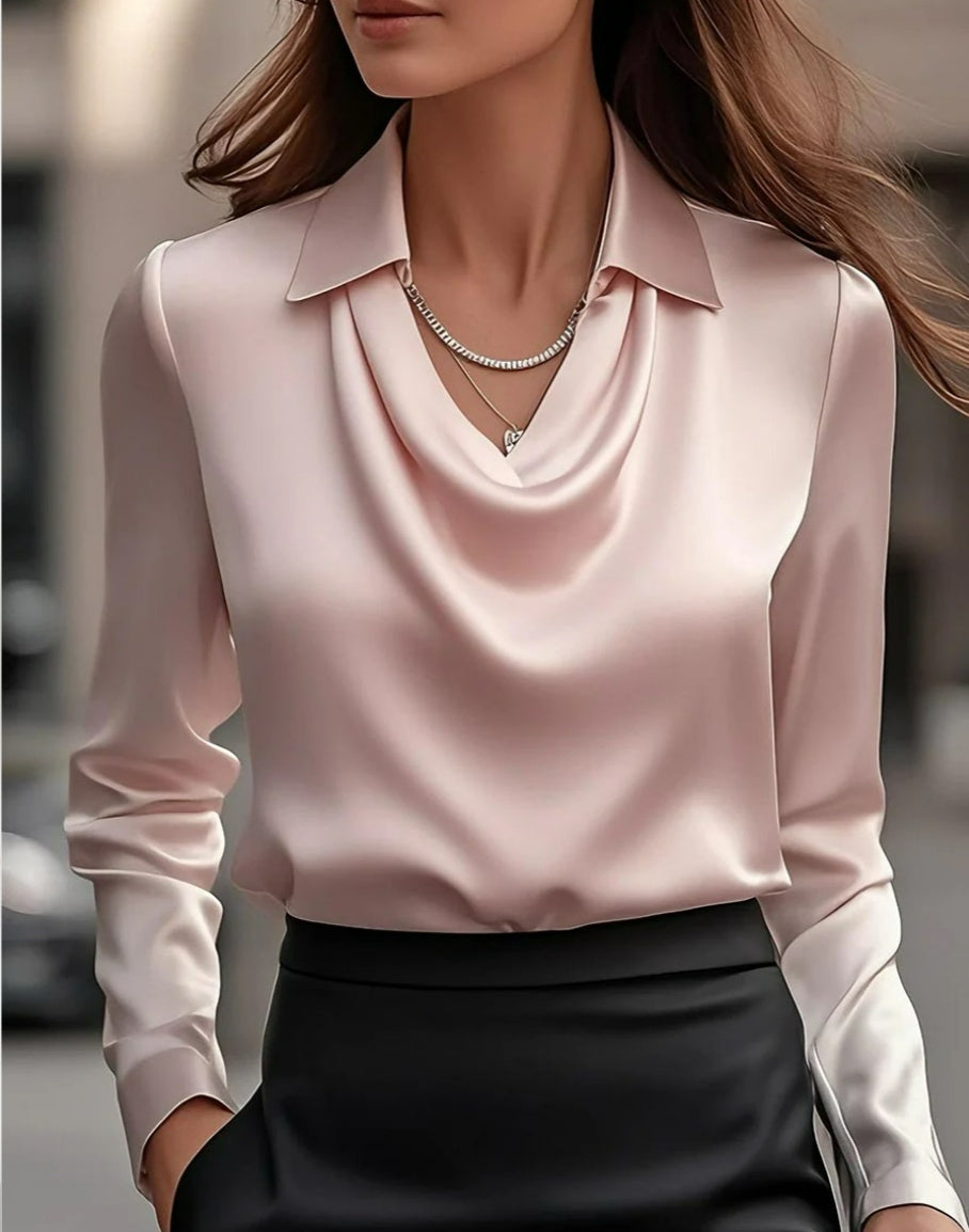 Andrea's™ | Satinbluse mit Wasserfallausschnitt