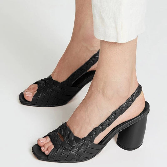 Elegante gewebte Sandalen mit Absatz von Andrea Serena