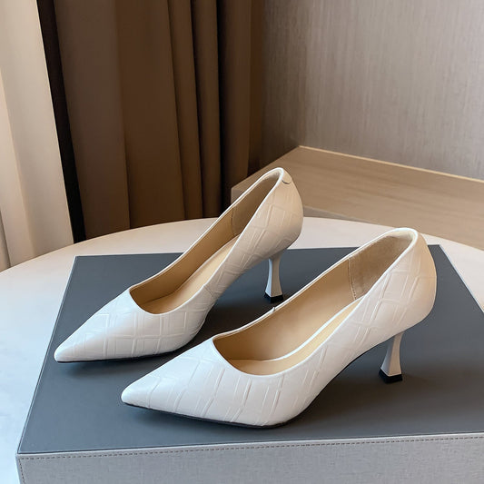 Elegante spitze Pumps aus Lammfell von Andrea Serena