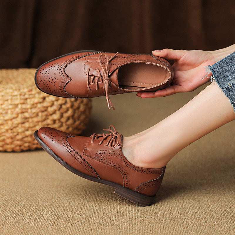 Klassische britische Schnürschuhe von Andrea Serena
