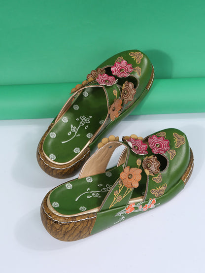 Boho-Sandalen mit Blumenmuster von Andrea Serena mit runder Zehenpartie