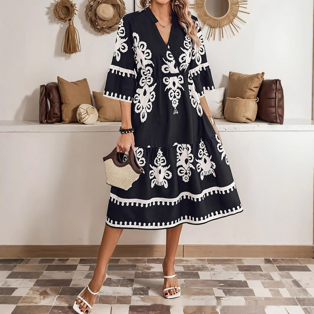 Boho-Kleid mit V-Ausschnitt von Andrea Serena