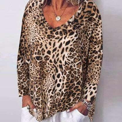 Leopardenmuster-Top mit V-Ausschnitt von Andrea Serena