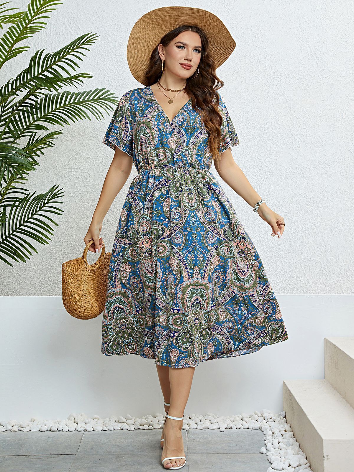 Sommerkleid von Andrea Serena mit Retro-Print und V-Ausschnitt