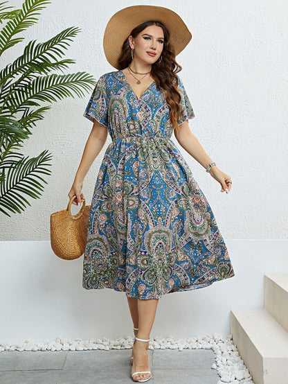 Sommerkleid von Andrea Serena mit Retro-Print und V-Ausschnitt