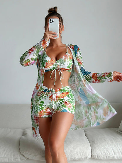 Dreiteiliges Bikini-Set von Andrea Serena mit lebendigem Print