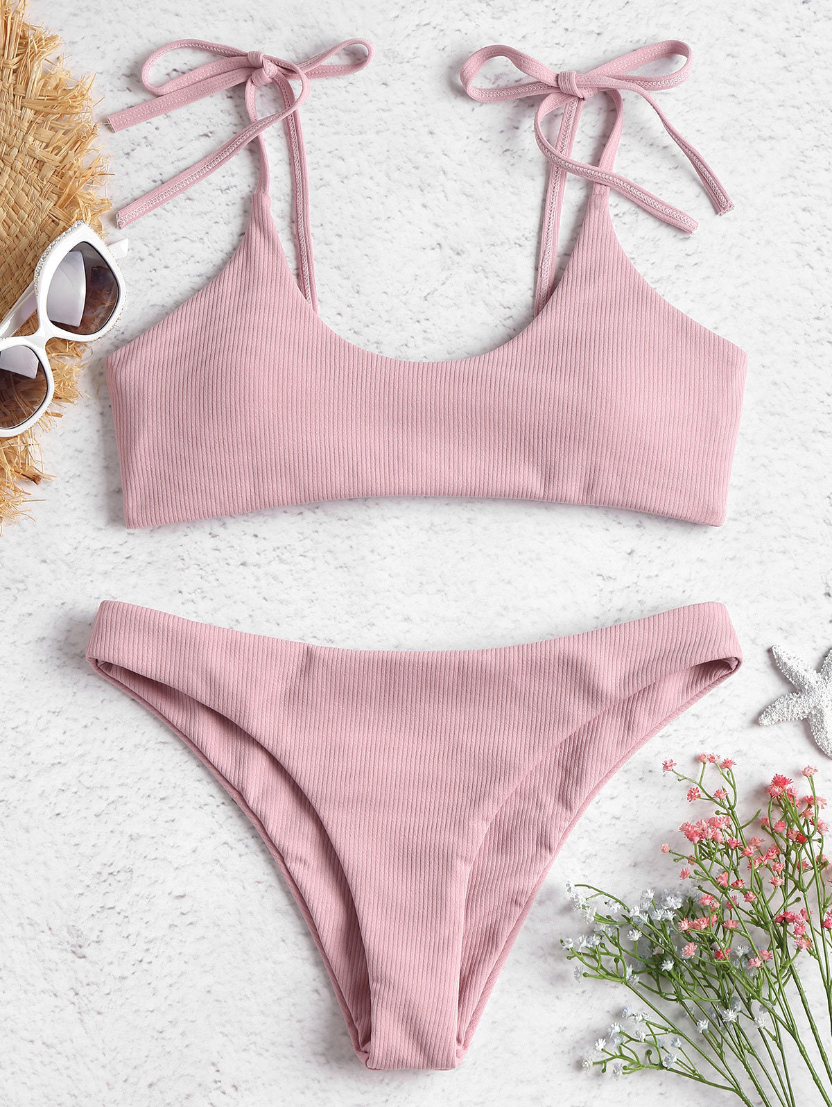 Auffälliger, trägerloser Bikini mit niedrigem Bund von Andrea Serena