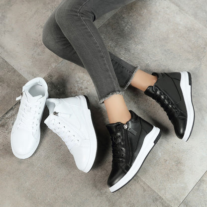 Elegante Leder-Sneaker von Andrea Serena