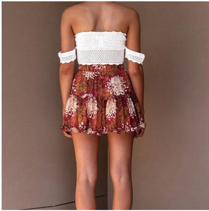 Rock mit lebhaftem Blumenmuster von Andrea Serena