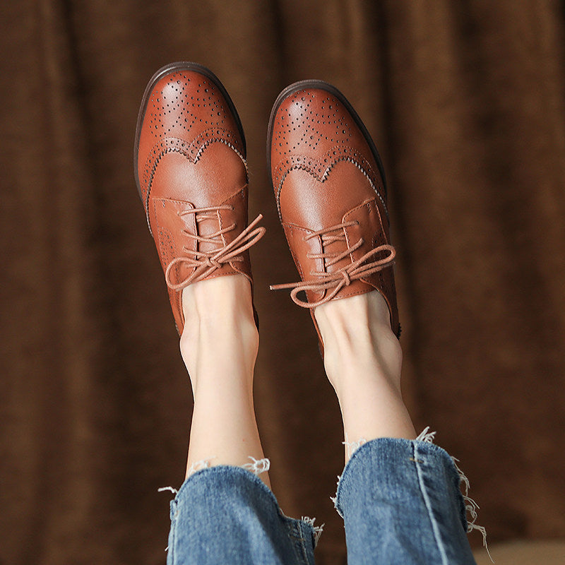 Klassische britische Schnürschuhe von Andrea Serena