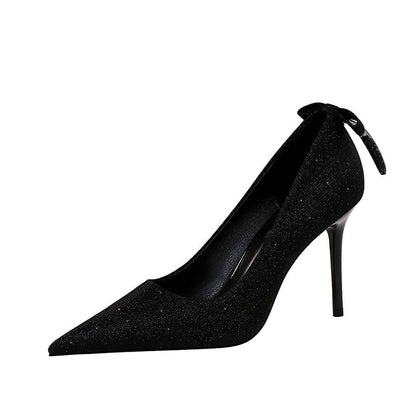 Elegante goldene Stiletto-Heels von Andrea Serena