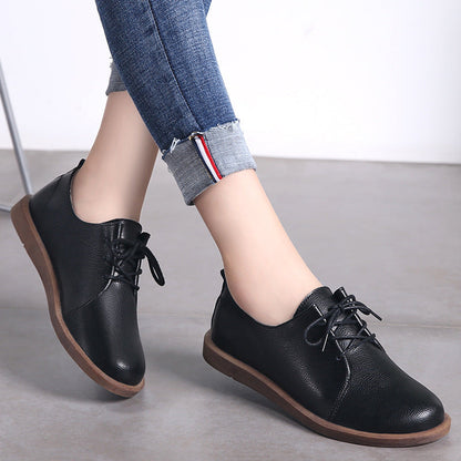 Bequeme Retro-Schnürschuhe von Andrea Serena aus Leder