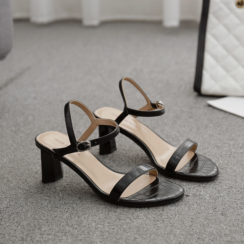 Elegante Andrea Serena Sandalen mit Absatz, inspiriert von Pinterest