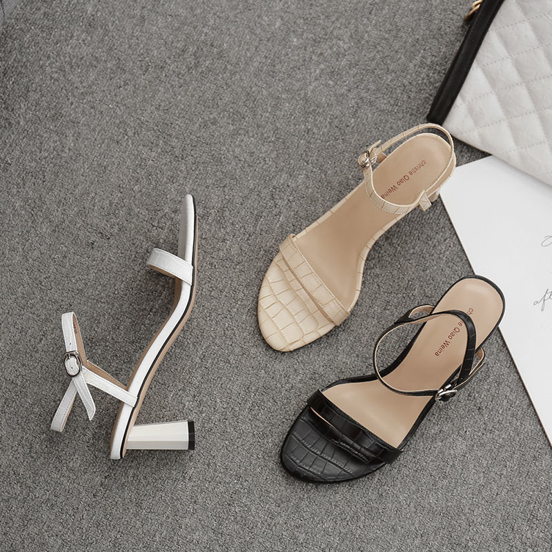 Elegante Andrea Serena Sandalen mit Absatz, inspiriert von Pinterest