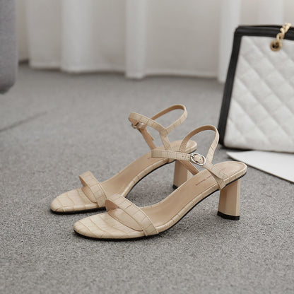Elegante Andrea Serena Sandalen mit Absatz, inspiriert von Pinterest