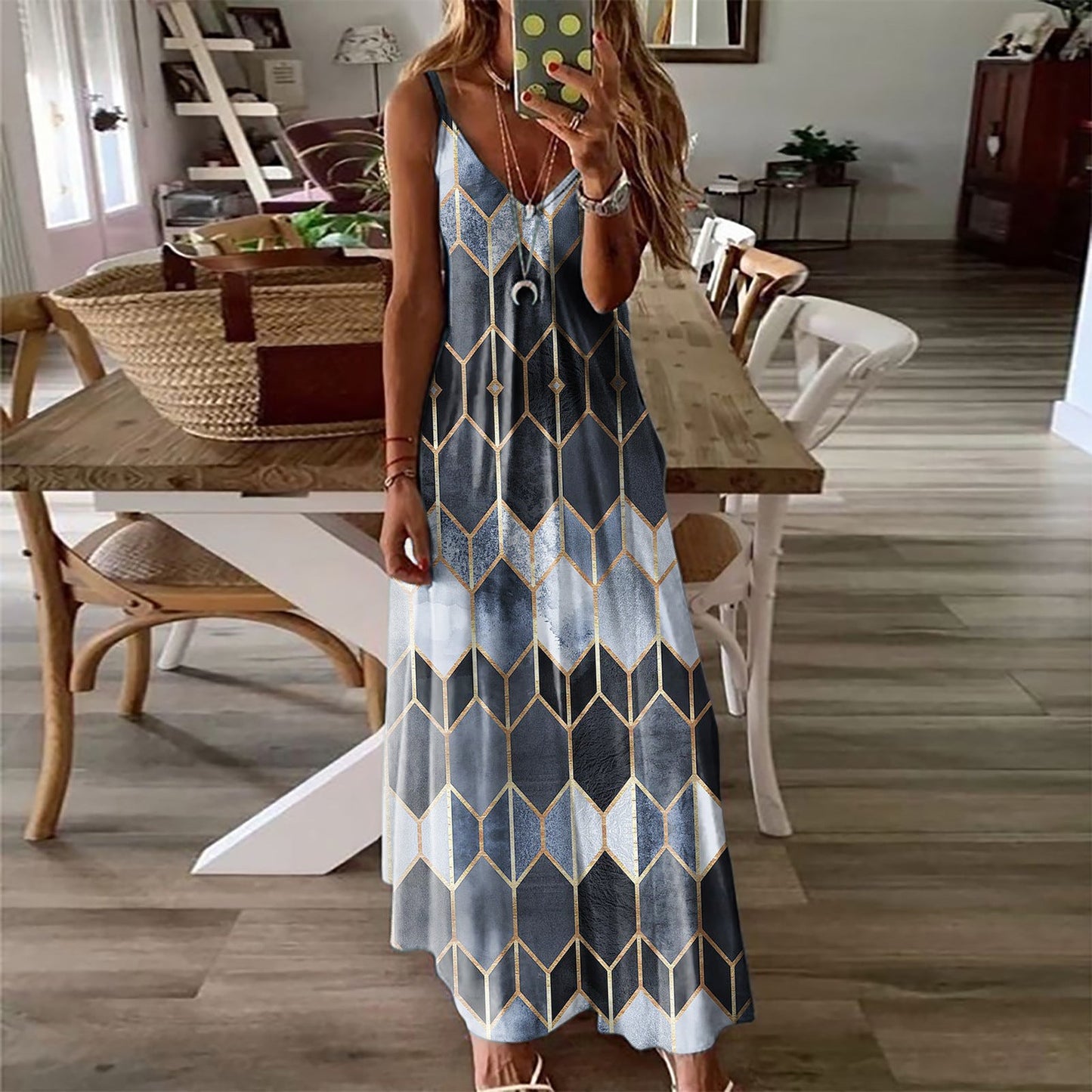 Geometrisches Sommer-Maxikleid von Andrea Serena
