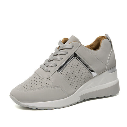 Elegante Plateau-Sneaker mit Schnürung von Andrea Serena