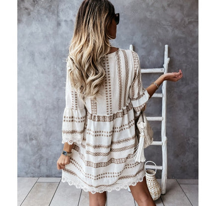 Boho-Spitzenkleid mit Manschetten von Andrea Serena, Sommerkleid mit V-Ausschnitt