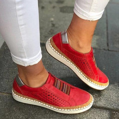 Andrea's™ | Slip-On-Sneaker mit perforiertem Design und mehrfarbigem Gummiband