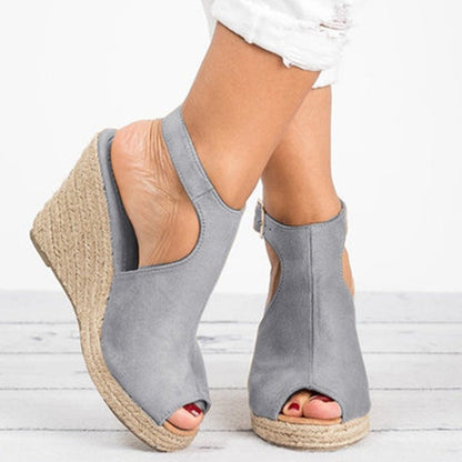Elegante Plateau-Keilsandalen von Andrea Serena