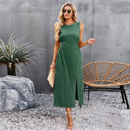 Elegantes ärmelloses Sommer-Midikleid von Andrea Serena