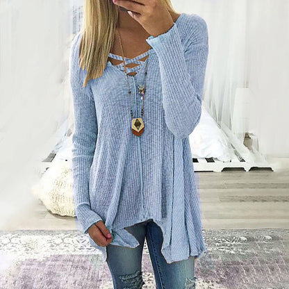 Elegante asymmetrische Bluse mit V-Ausschnitt von Andrea Serena