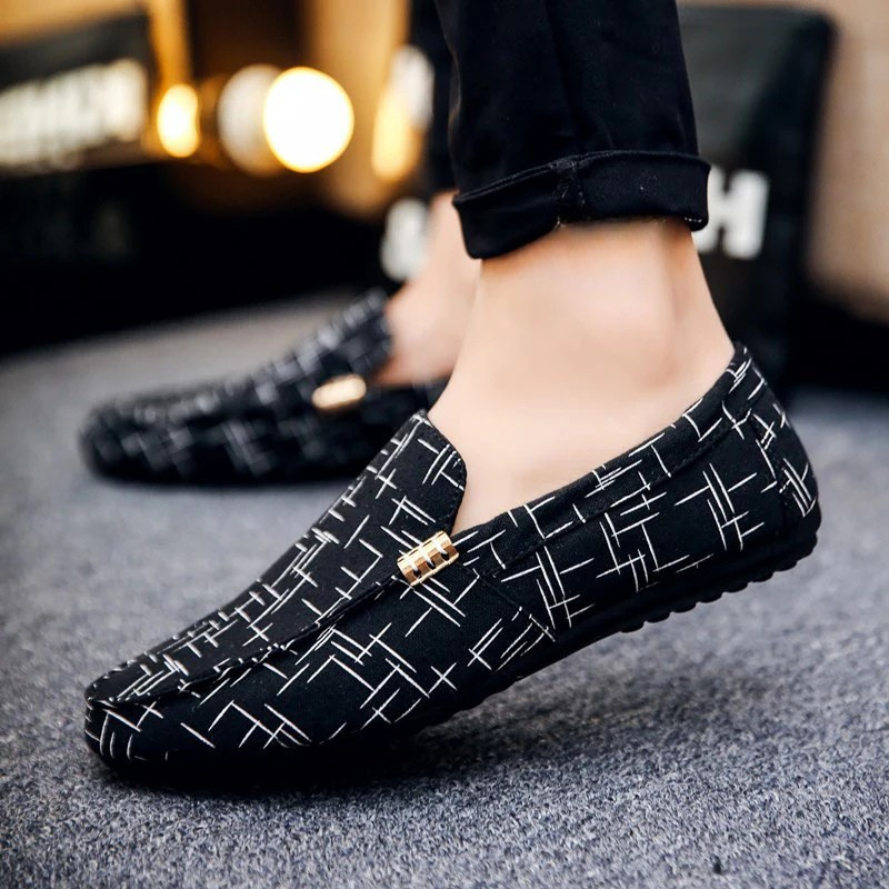 Moderne Canvas-Loafer von Andrea Serena – Alltagsschuhe