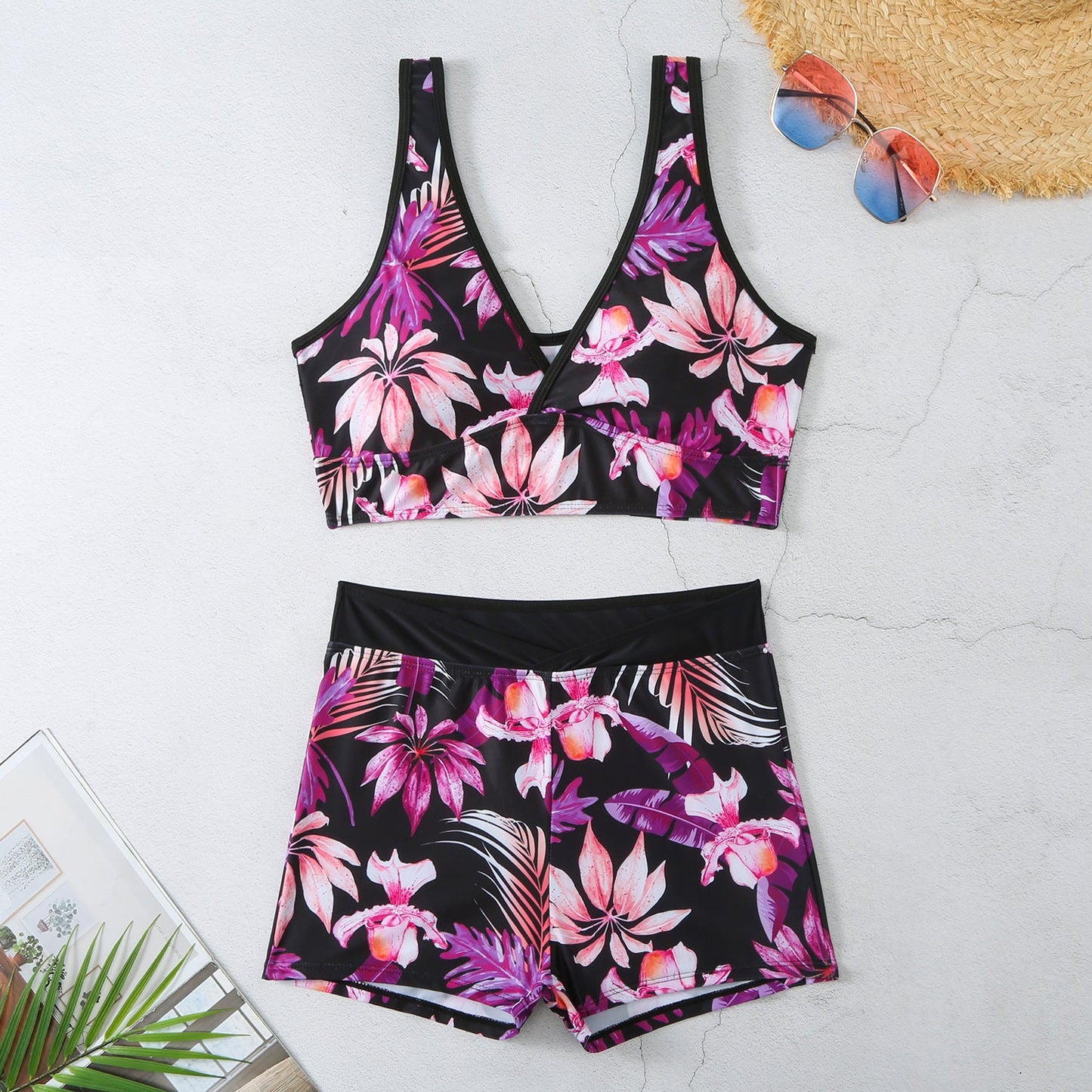 Lebhaft bedruckter Boxer-Bikini von Andrea Serena