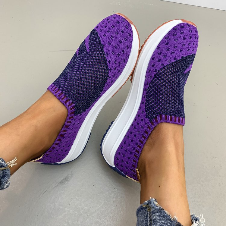 Pinterest-inspirierte Andrea Serena Keilsneaker